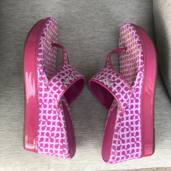 Gorgeous Coach logo platform sandals fuchsia pink/purple color leather/fabric 8 - Picture 7 of 7